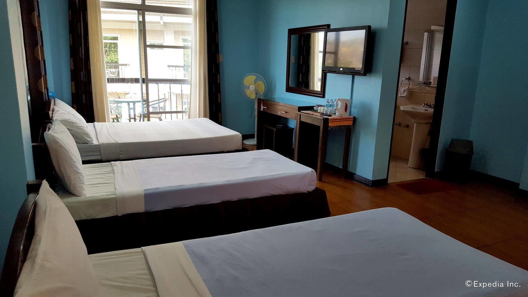 Oyo 219 Nyc Manhattan Suites Baguio City Zewnętrze zdjęcie
